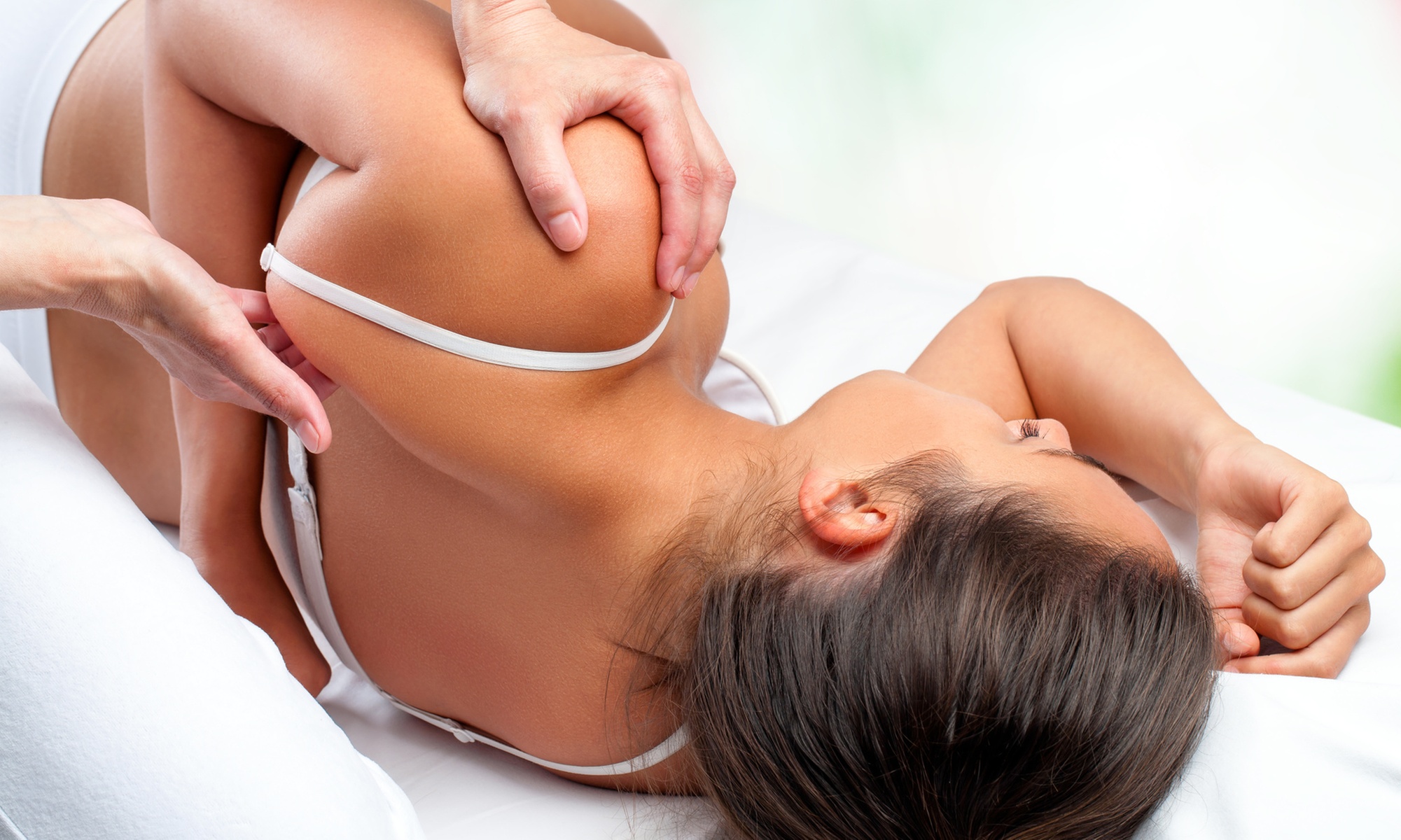 Mima tu cuerpo: 1 o 3 masajes a elegir de 50 minutos para 1 persona