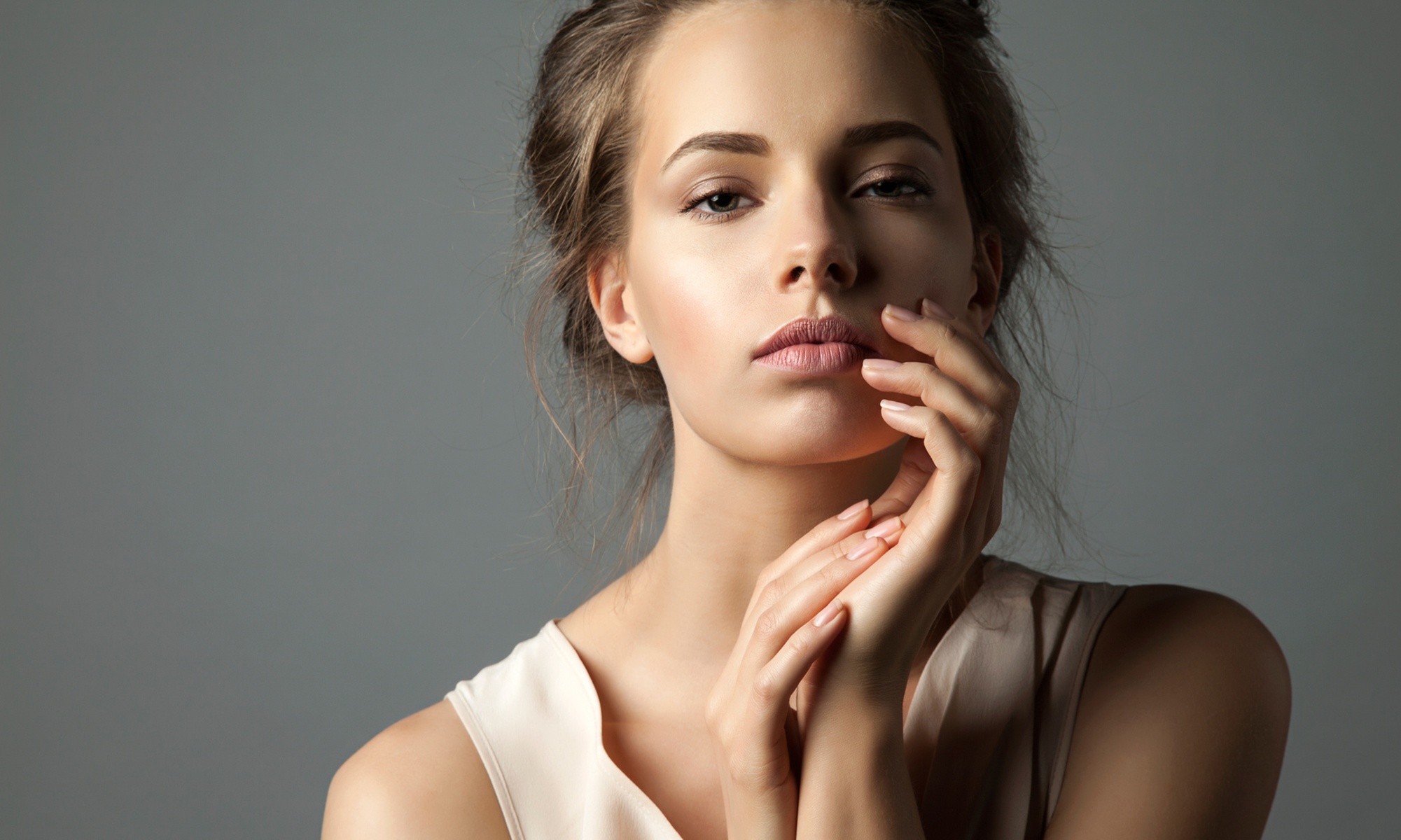 Smooth Wrinkles and Fine Lines with 20 or 40 Units of Xeomin