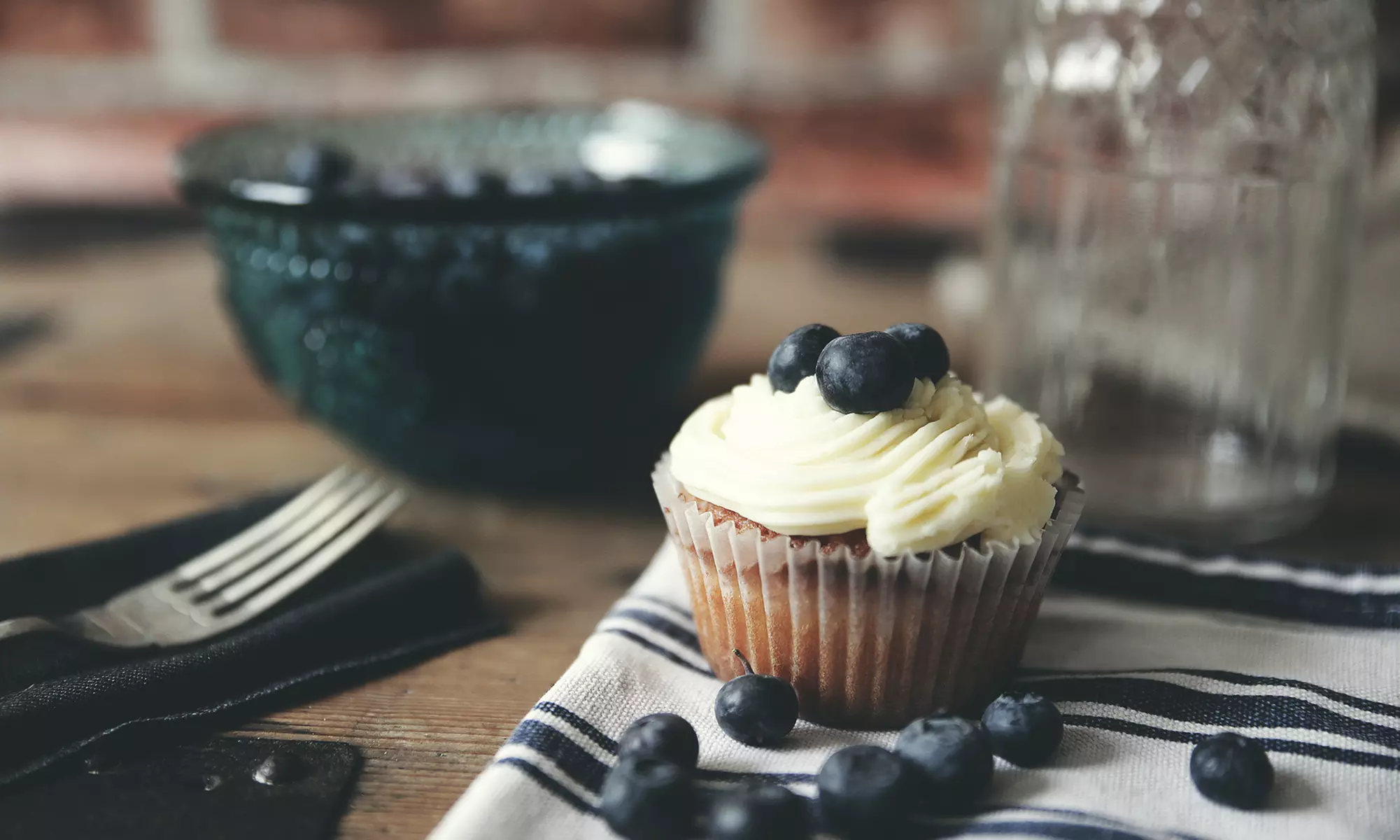 Heißgetränk & hausgemachter Kuchen nach Wahl für 1 - 4 Personen