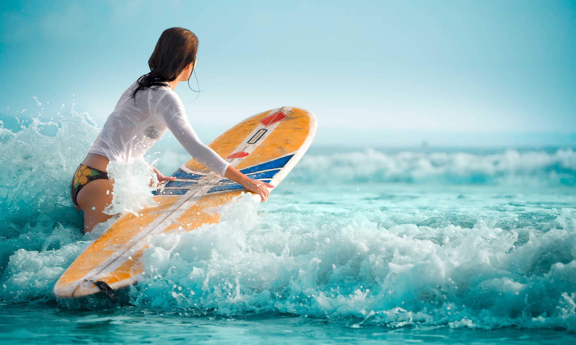 Catch Waves with Surfing Lesson For 1,2
