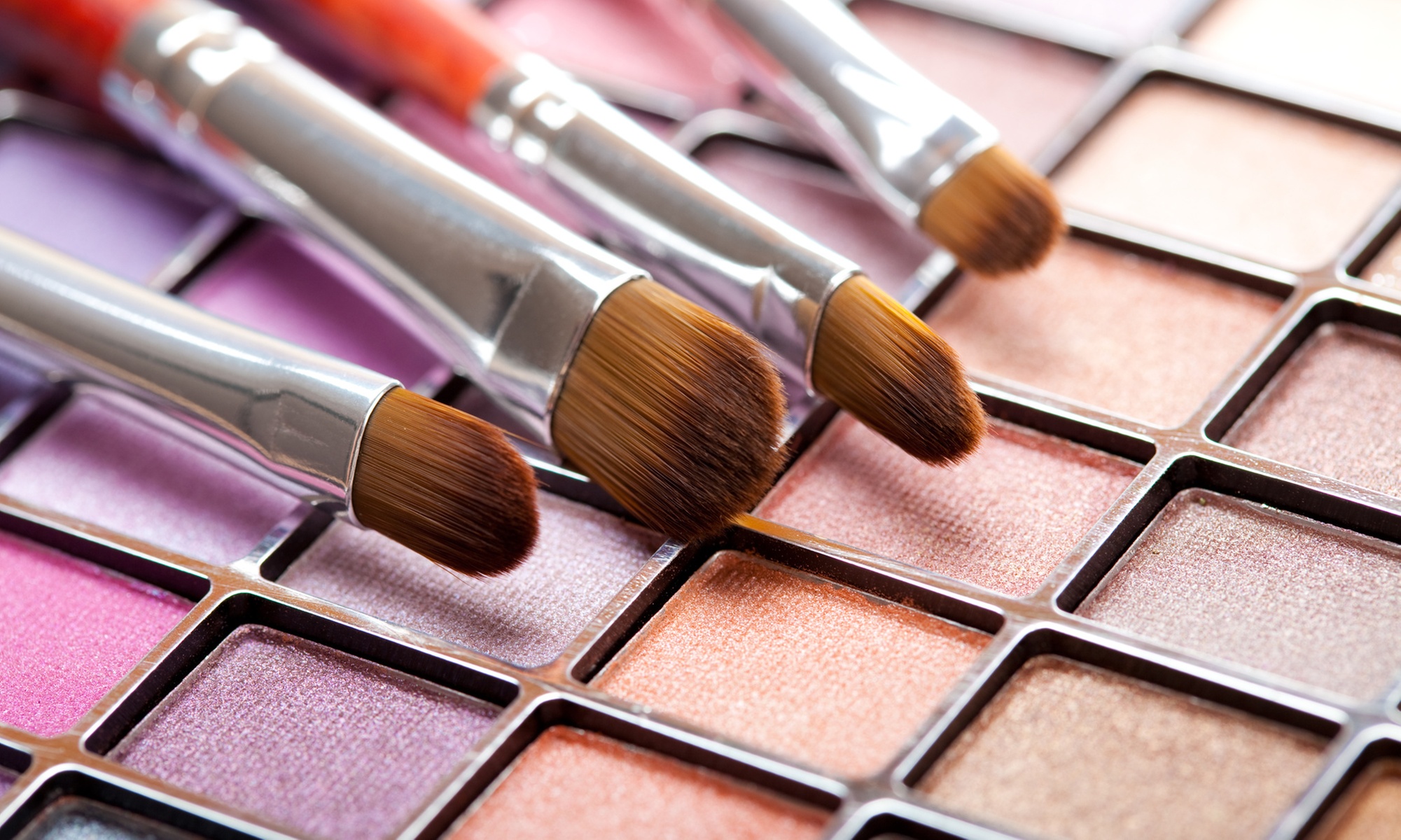 Kurs online: Kosmetyka estetyczna, Kosmetologia, Stylistka rzęs i inne