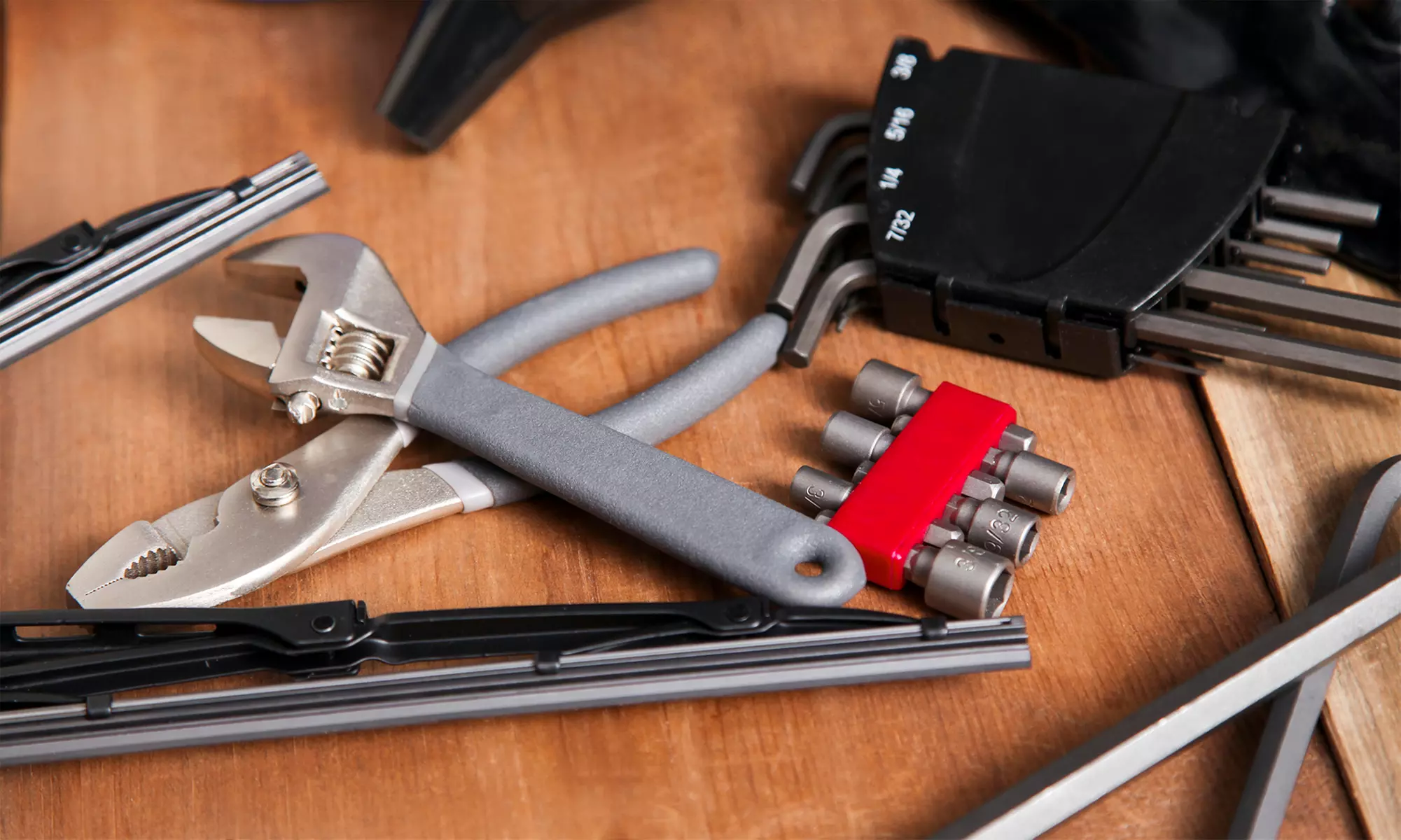 Air Con Service and Re-Gas