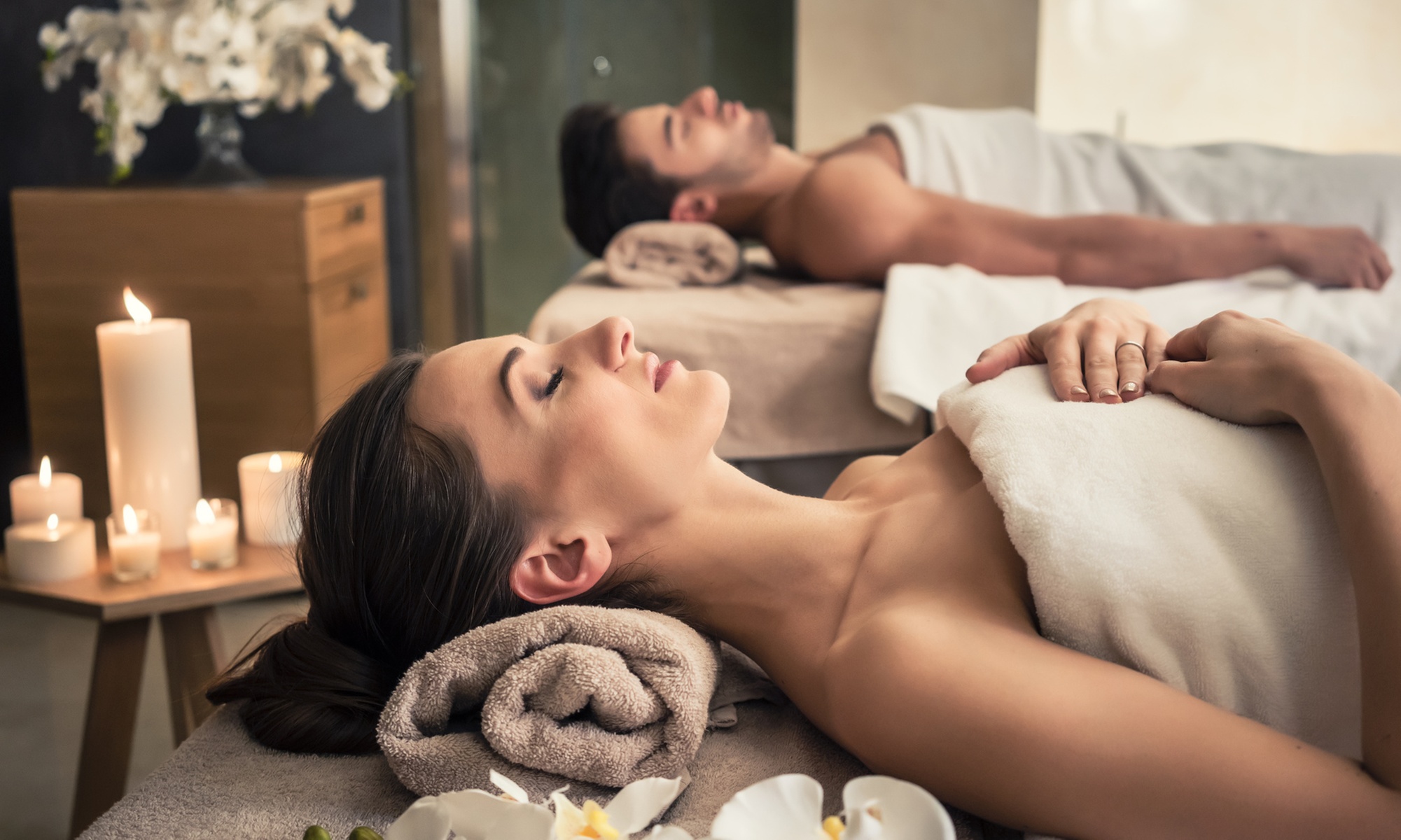 Enjoy Tailored Treatments by Expert Therapist & Relaxing Thermal Suite