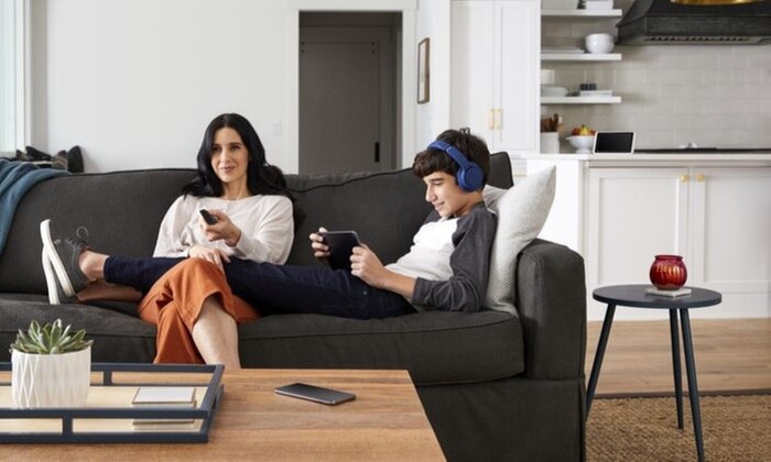 ⚡ 300 Mbps Internet + FREE Mobile Line for 1 Yr + Euqipment + Unlimited Data