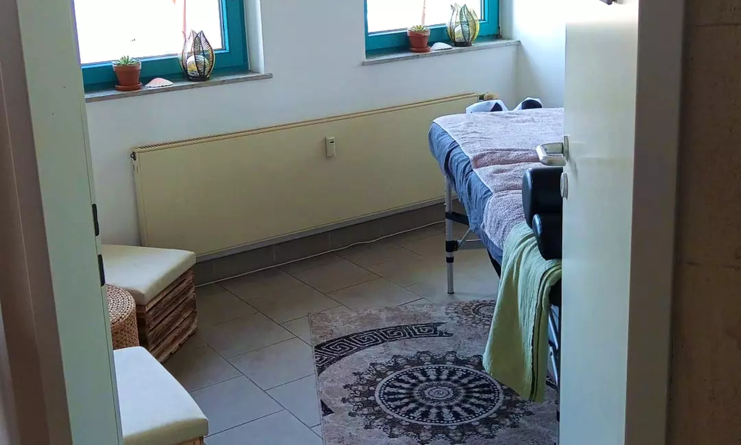 30-, 60 oder 90-minütige Hot-Stone-Massage für 1 Person