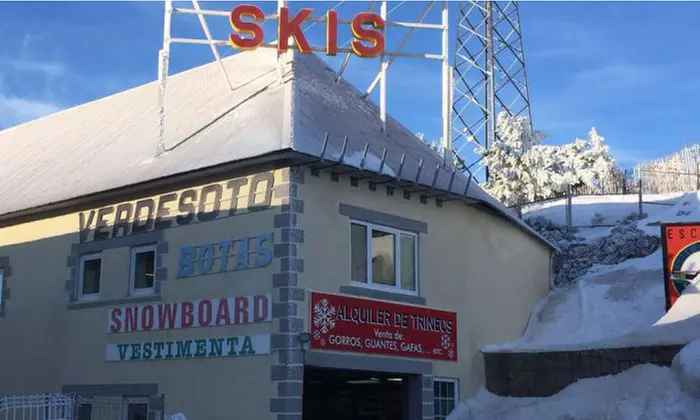 Alquiler de equipo completo de esquí o snow durante 1 o 2 días