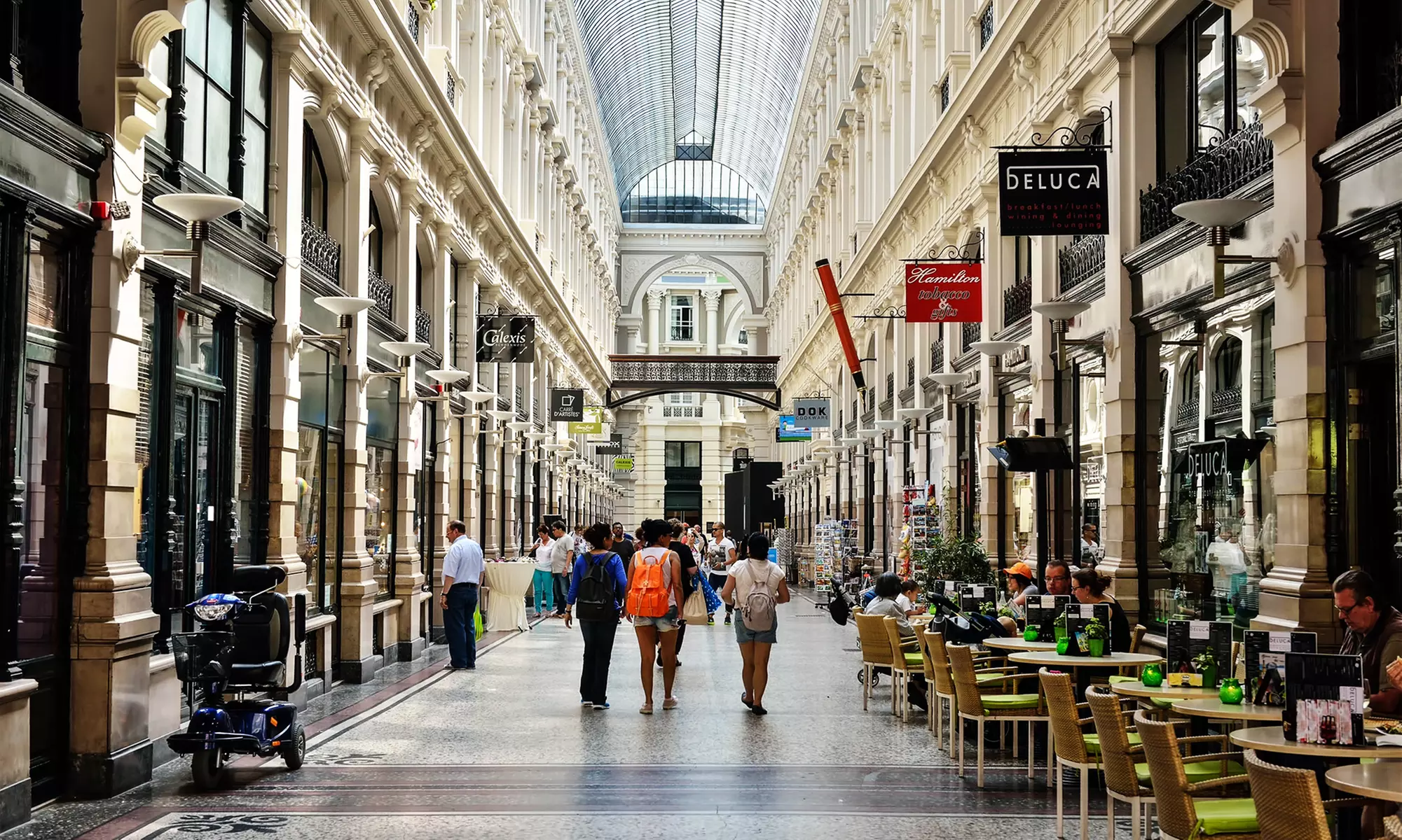 Den Haag: Zweibett-, King- oder Familienzimmer mit Frühstück