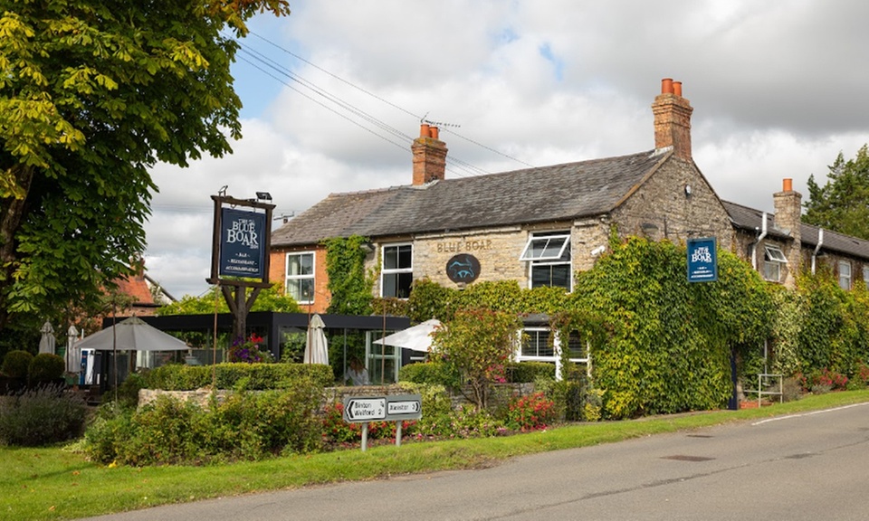 Two or Three Course Lunch with Prosecco for up to 4 people