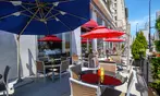 Chicago Downtown Hotel on Michigan Ave near Grant Park