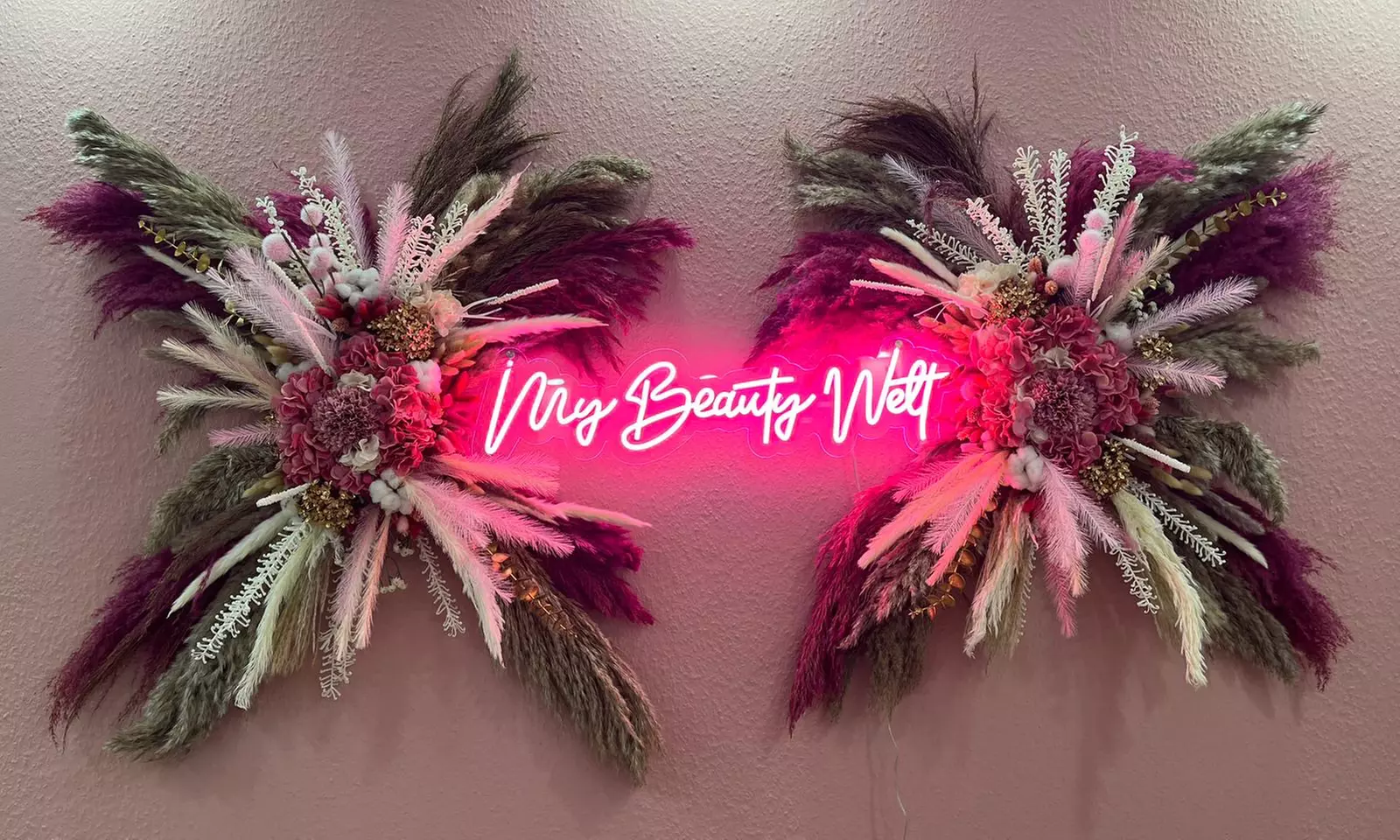 Strahlendes Lächeln in nur 45 Min.: Kosmetisches Zahn-Bleaching