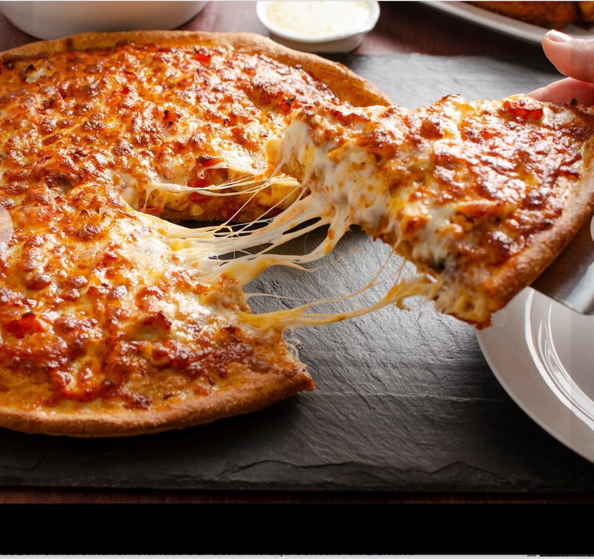Enjoy Food & Drink with Takeout Options at Sarpinos Glen Ellyn