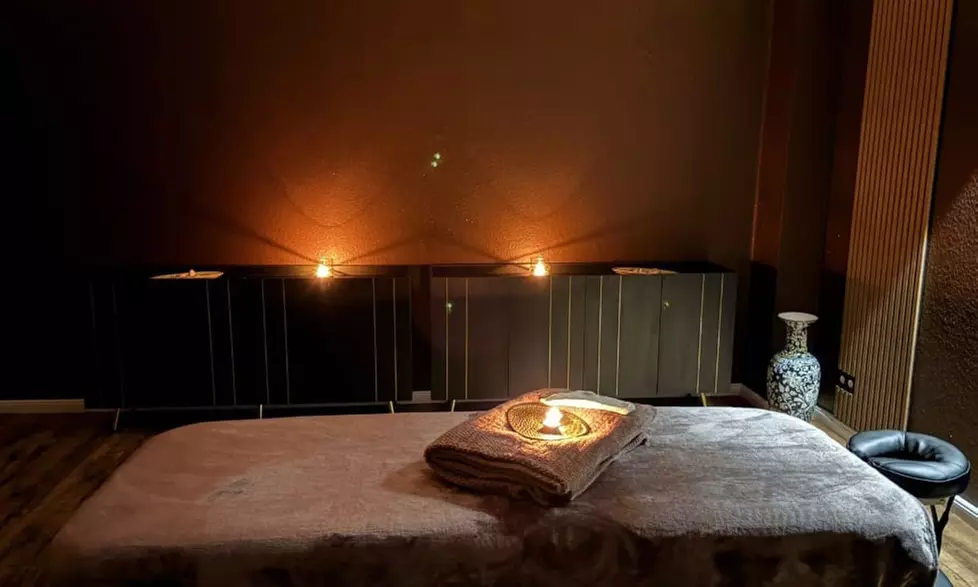 1 - 2 Ganzkörper-Massagen mit Körperpeeling, Ruhezeit und Getränk