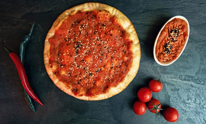 Leckere Pizza (Ø 28 cm) & Getränk (0,5l) für 1,2 o. 3 Person genießen