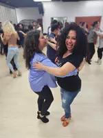 10 Beginner Salsa Dance Classes for 1 or 2