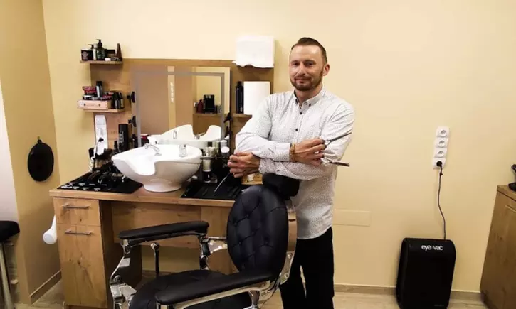 Usługi barberskie: strzyżenie męskie i strzyżenie brody
