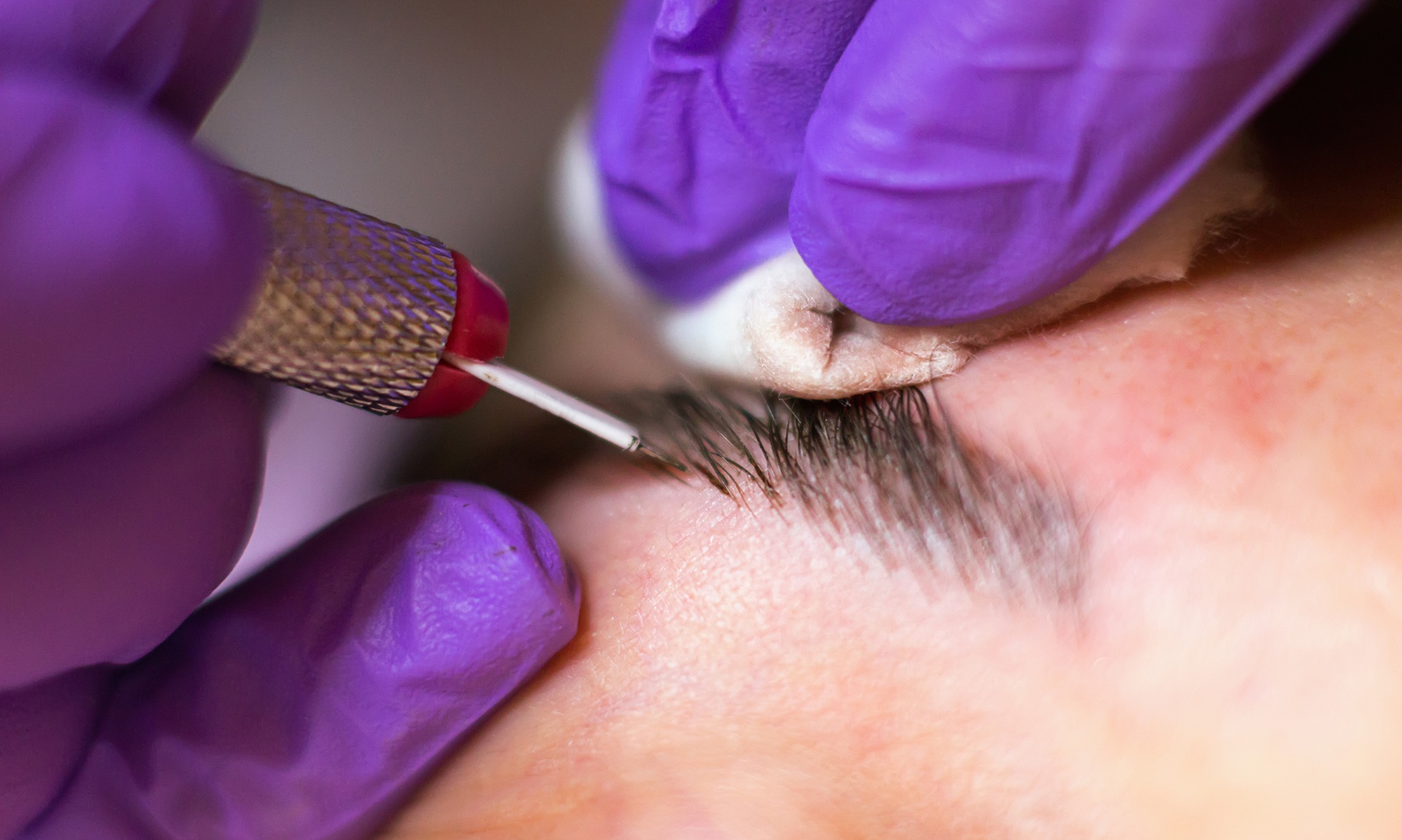 Transform your brows at KC Brow Master with eyebrow microblading or shading, and enjoy up to 73% off for a fuller look
