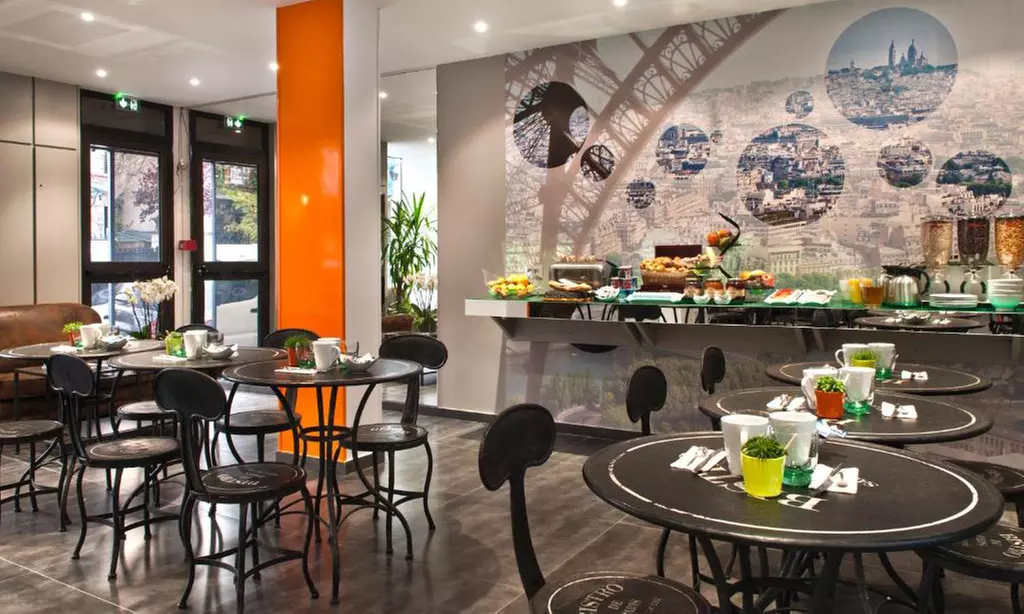 Proche Paris : chambre double option petit-déjeuner