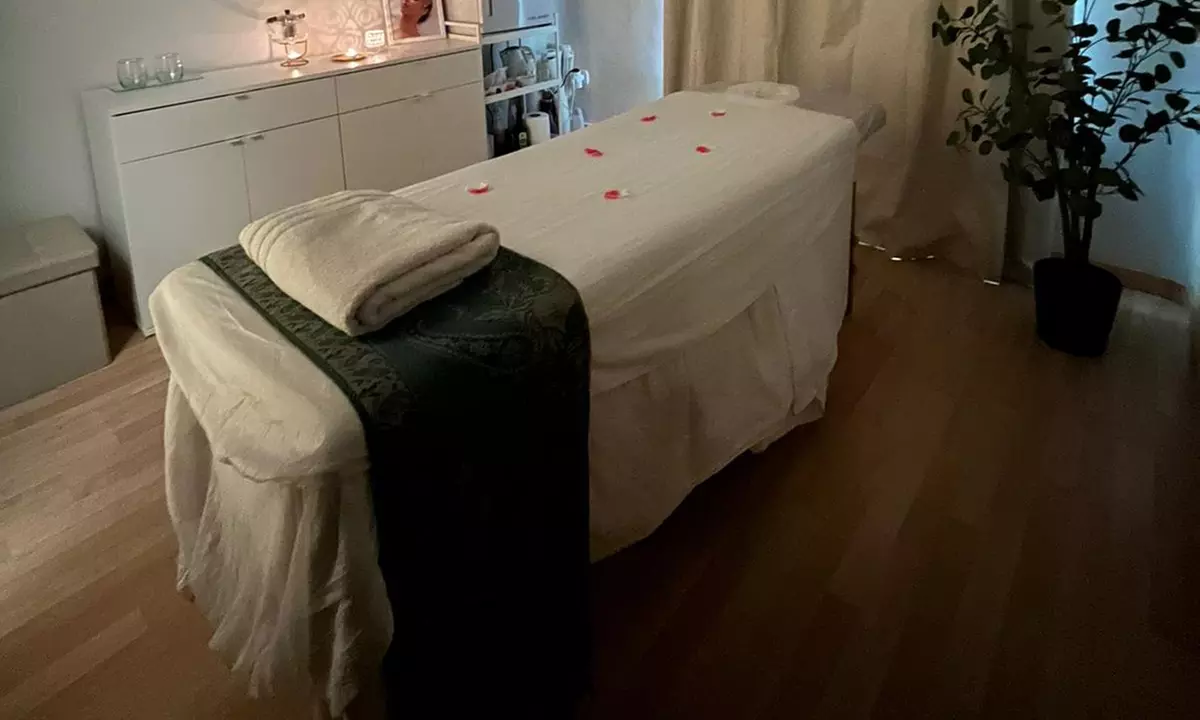 Limpieza facial de 8 pasos con opción a vitaminas y/o BB Glow para 1