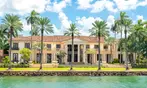 90-Minute Celebrity Homes and Millionaire Mansions Boat Tour