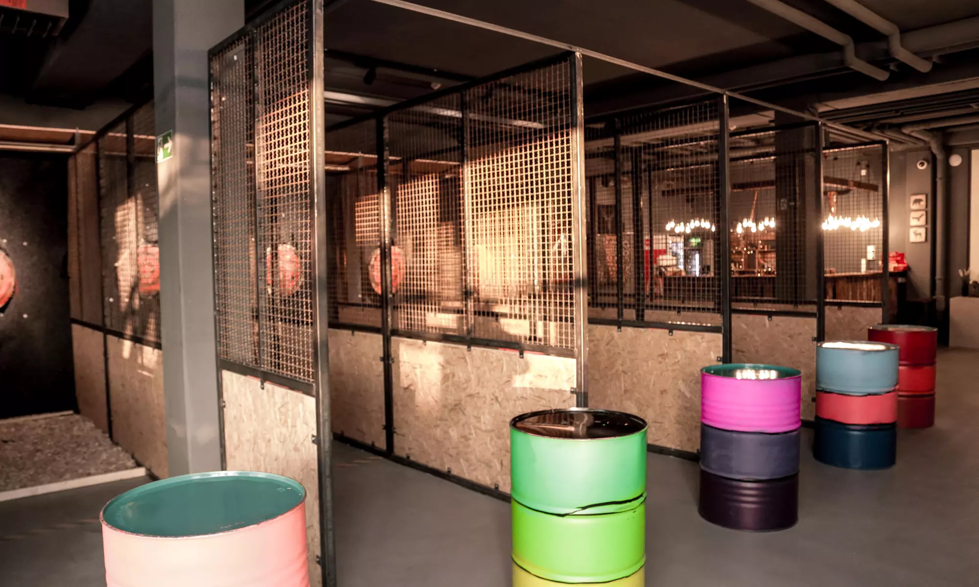 85 Min. Axt-& Messerwerfen auf bis zu 2 Bahnen für bis zu 4 Personen