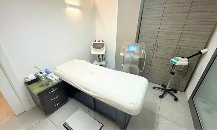 Lipolaser e pressoterapia al salone Albert Equipe