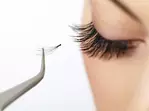 Master Eyelash Extensions with an Online Certification Course