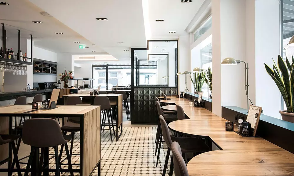 Rotterdam: kleines oder Komfort-Doppelzimmer, opt. mit Frühstück