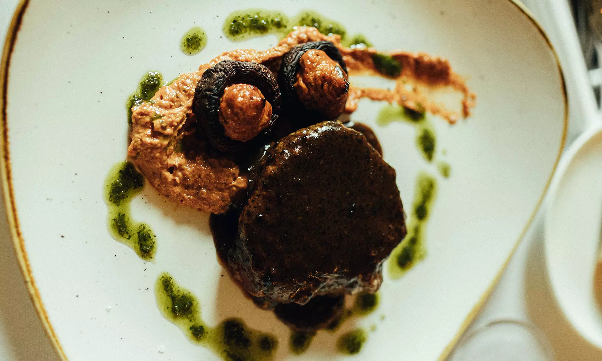 Degustación gourmet italiana con maridaje en sofisticado restaurante