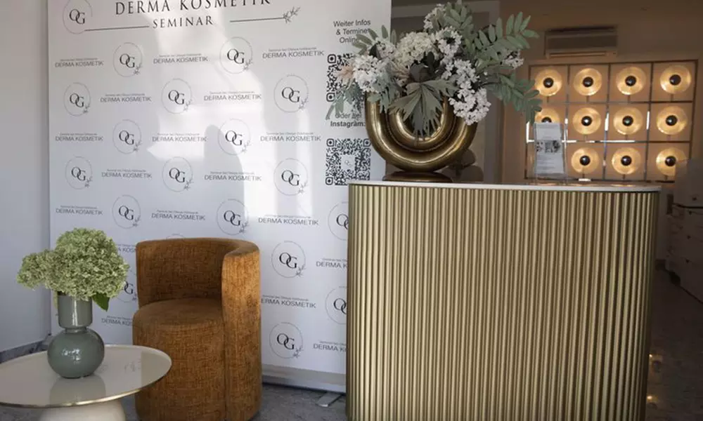 Kosmetische Fußpflege, opt. mit Lack und/oder Pododisk-Technologie