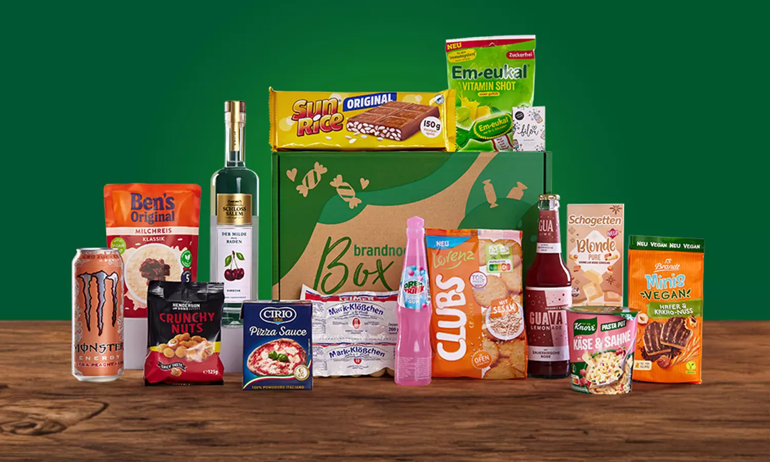 Monatlich brandnooz- "Classic Box" mit zwischen 11-15 Markenprodukten