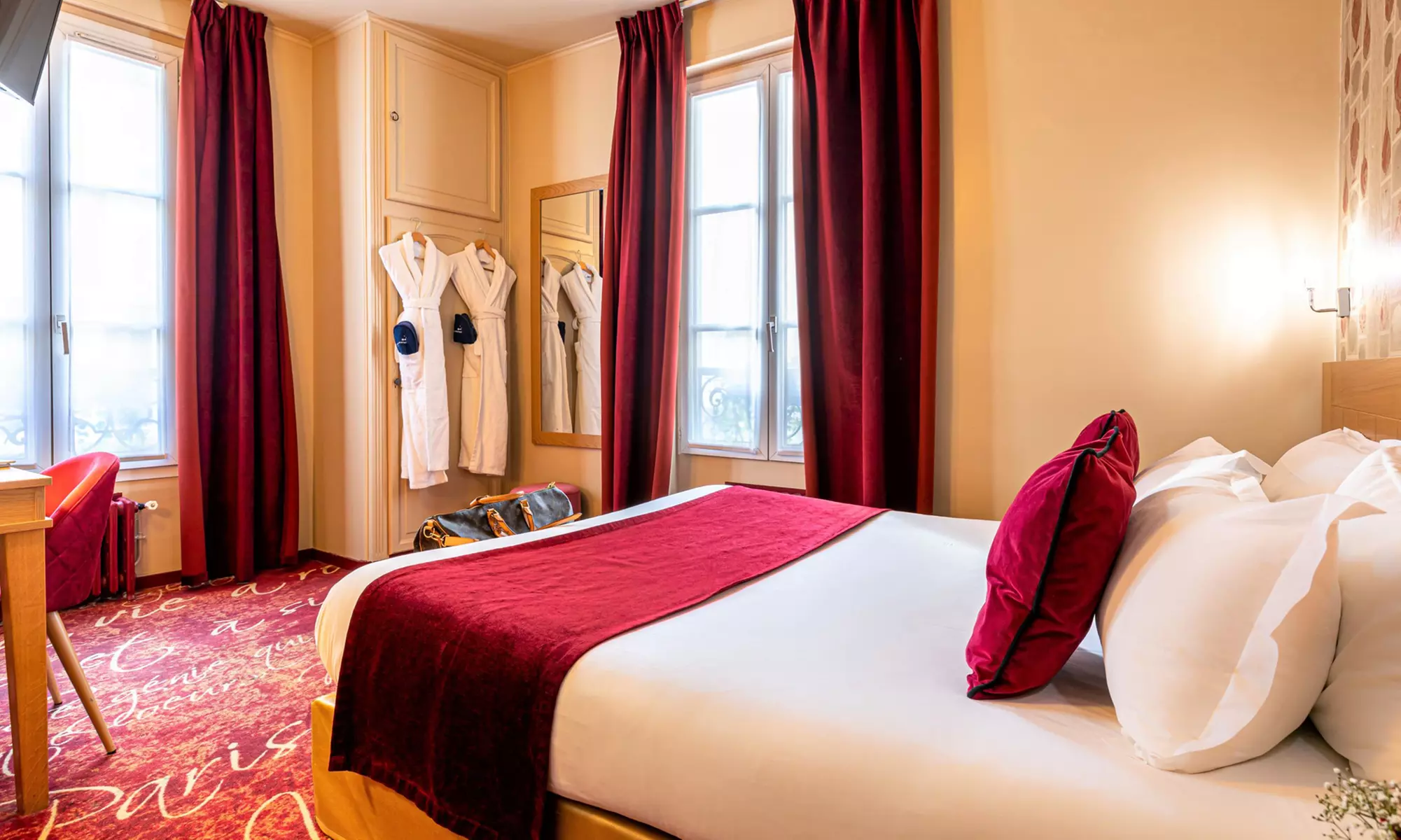 Paris: Doppelzimmer, opt. mit Frühstück und Bootsfahrt