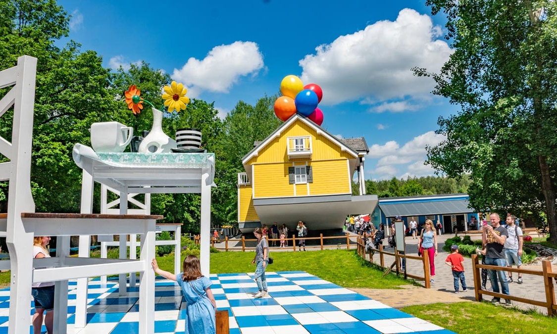 Magiczne przeżycia dla całej rodziny w Parku Rozrywki Farma Iluzji!