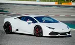 Conducción de Ferrari o Lamborghini en ruta de 7 u 11 km por carretera