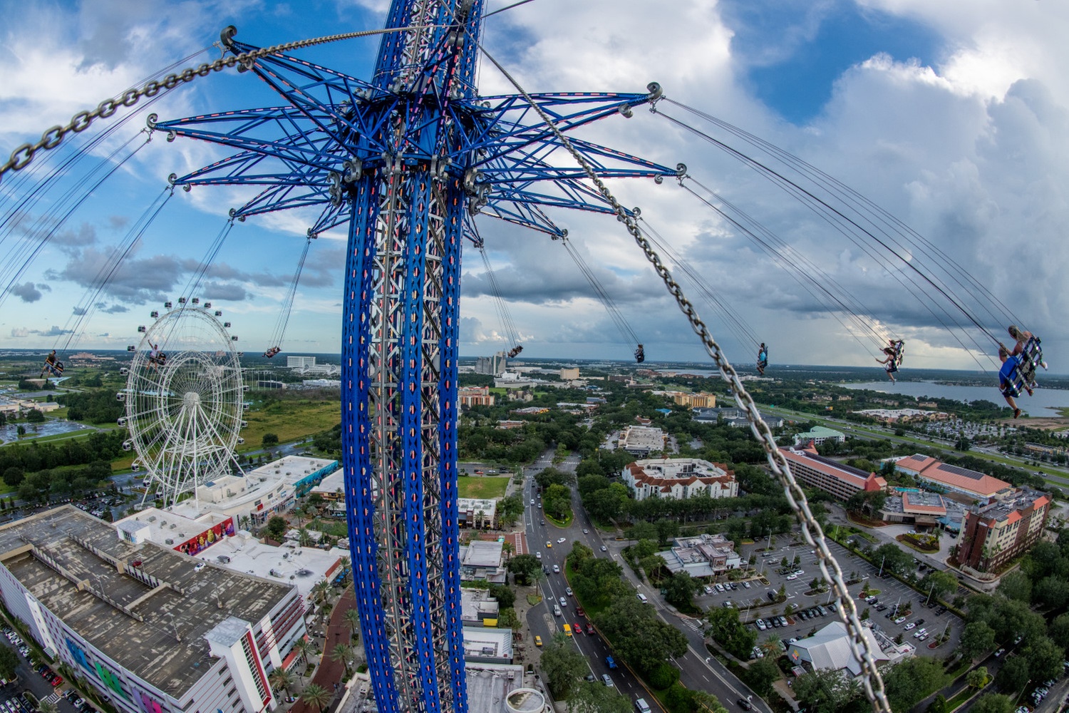 Experience Unforgettable Thrills with a Ride for 1 on the World's Tallest Stand-Alone StarFlyer at Orlando StarFlyer