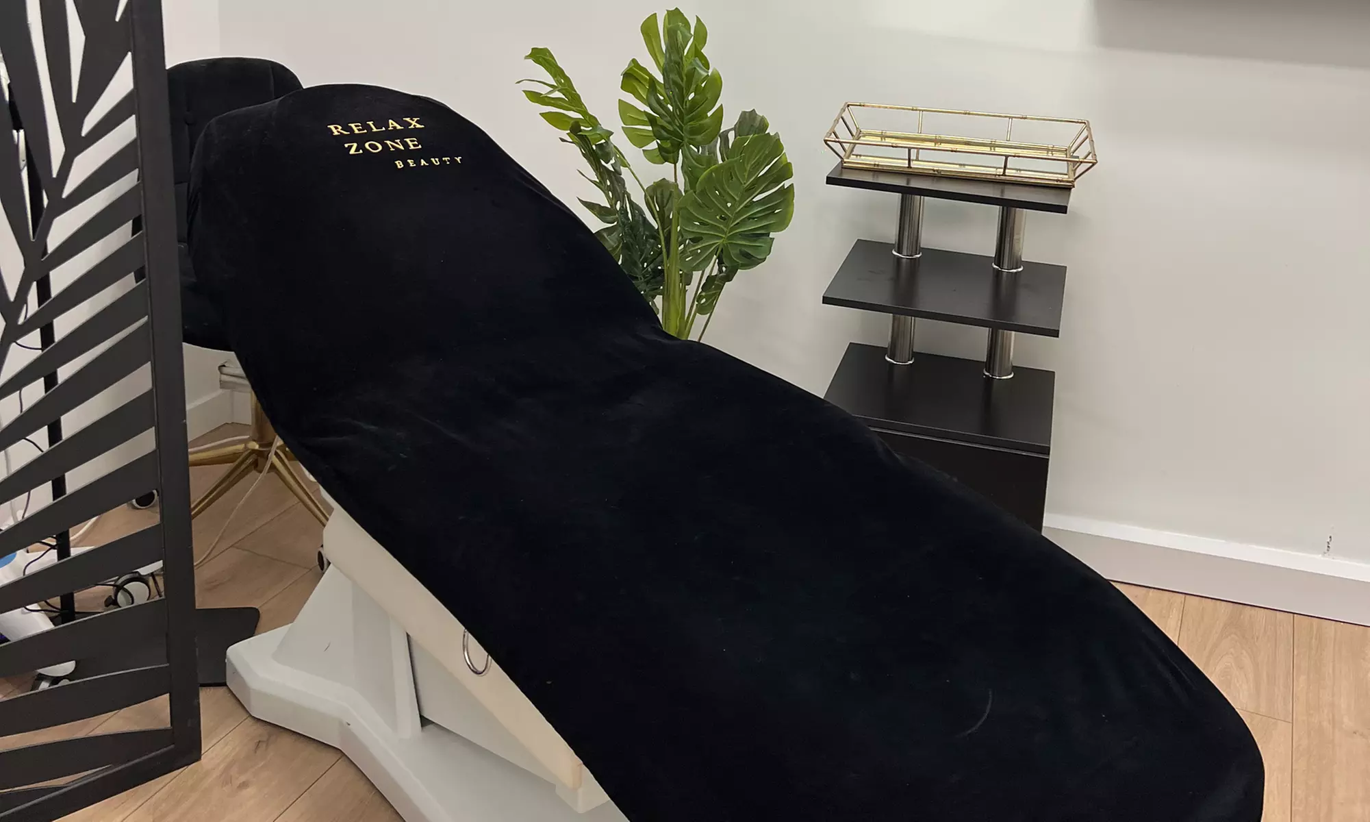 Oczyszczanie wodorowe i zabieg radiofrekfencji mikroigłowej