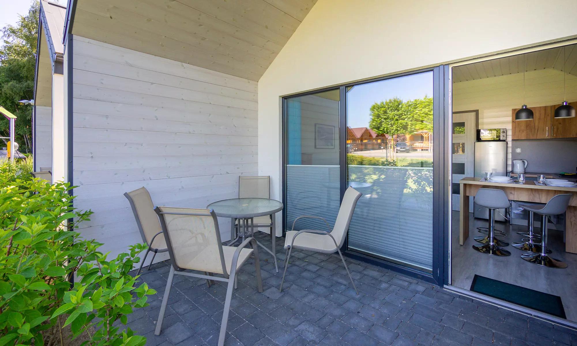 Dla grup: Jarosławiec: domek lub apartament dla 4 lub 6 osób, 1-7 nocy