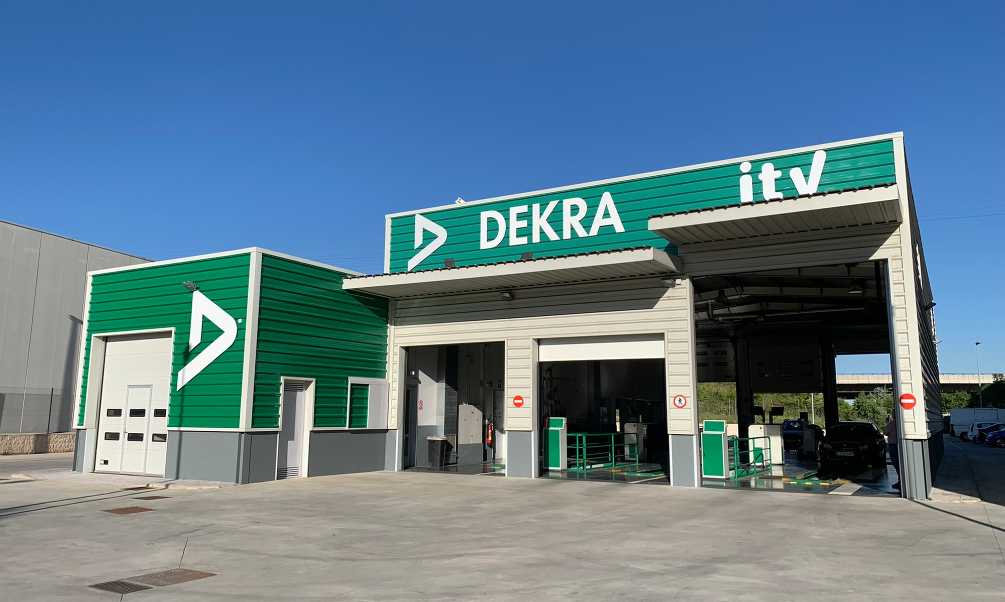 ITV con tasas incluidas: ahorra tiempo y mantén al día tu moto o coche