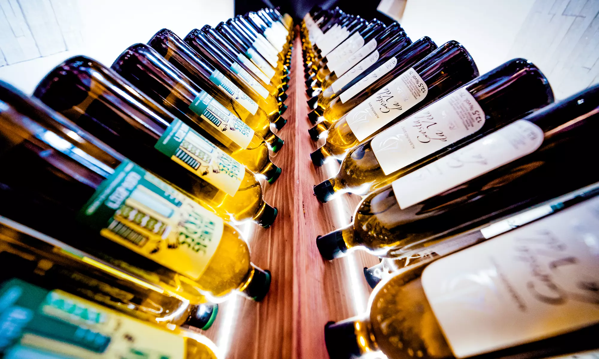 Delicioso menú de arroz de marisco o verdura con 3 entrantes