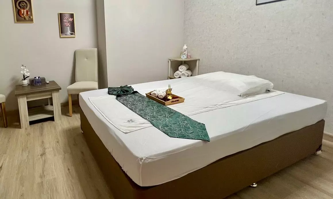 Choice of 60, 75, or 90 Min Spa Treatment using All Natural Products