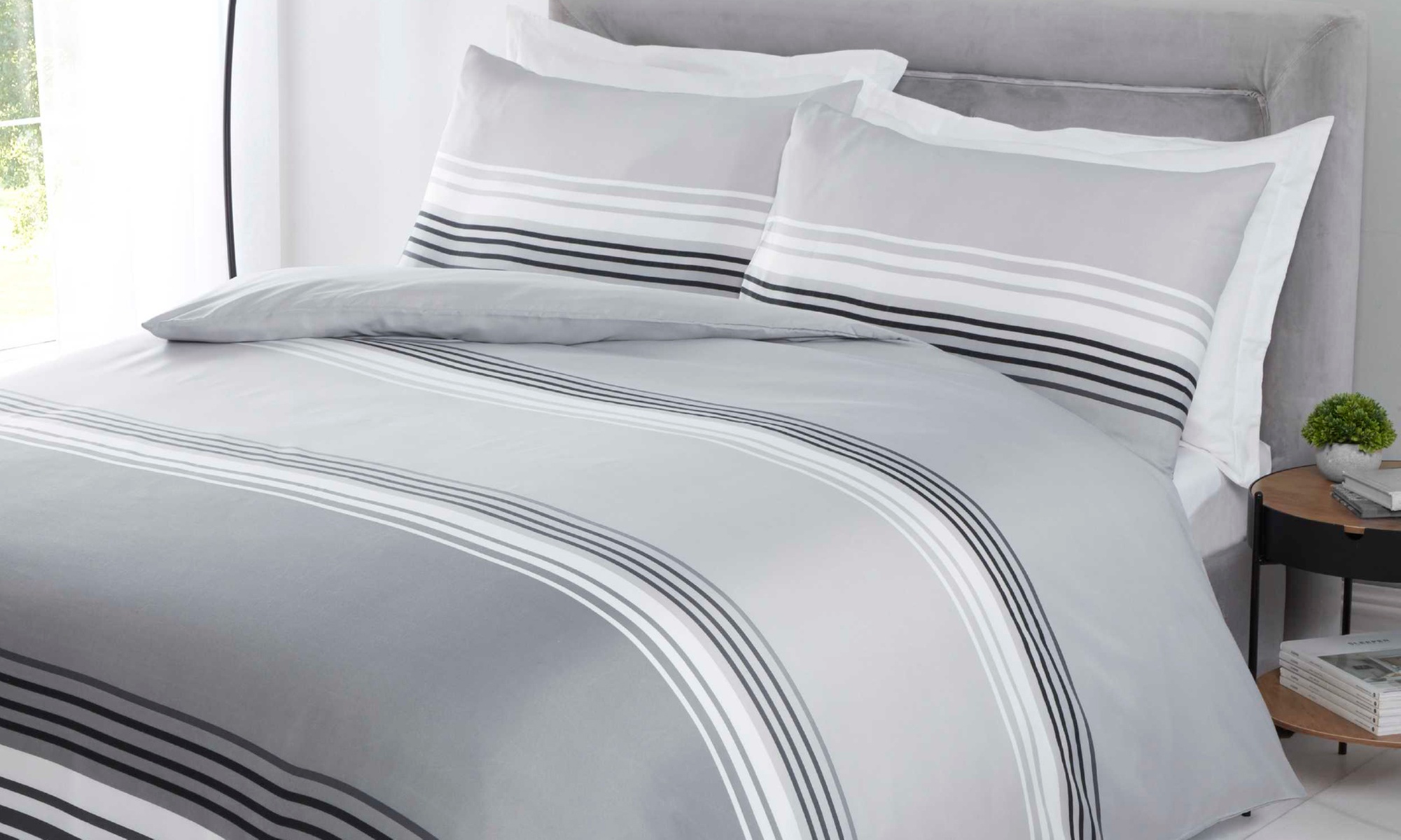 180TC Easy Care Reversible Duvet Sets