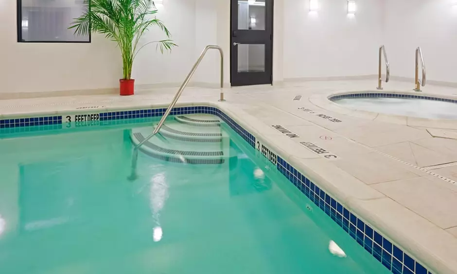 Stay at Holiday Inn Express Fishkill–Mid Hudson Valley, NY