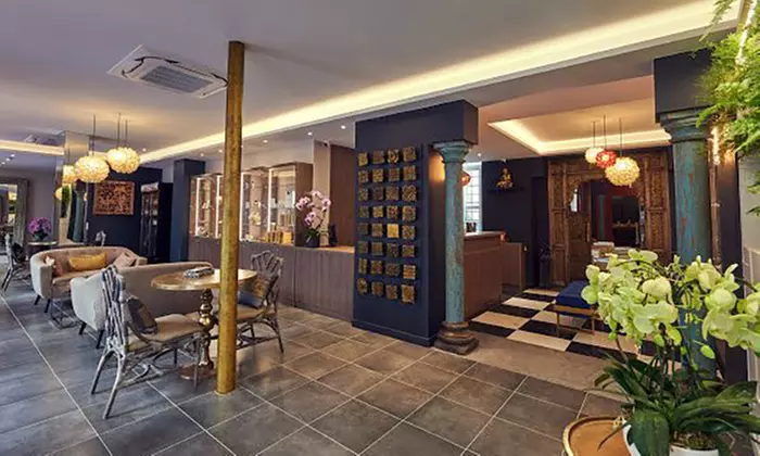 Dans un écrin de bien-être à Bastille : massage aux pierres chaudes