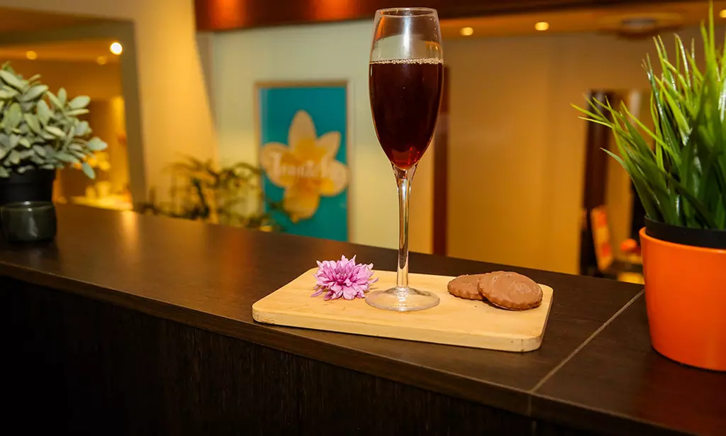 Indulge in a Pamper Package with Spa Access & Complimentary Thai Tea!