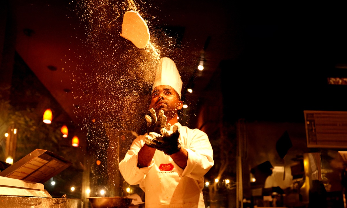 Enjoy a Classic or Premium 12-inch or 16-inch Pizza