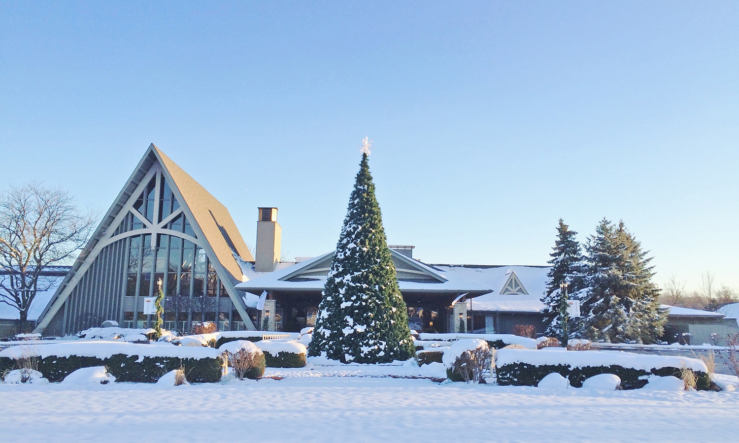 4-Star Luxury Resort on Lake Geneva