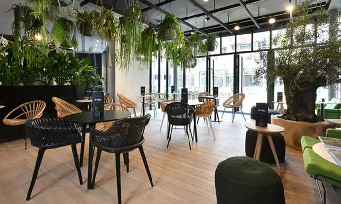 Leuven-La-Neuve: Doppelzimmer mit Late Check-out, opt Frühstück