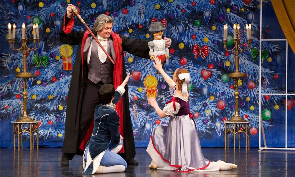 2 Tickets für „Der Nussknacker“ mit Erzähler