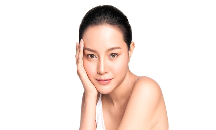 60-Minute Acne Extraction or Enzyme Peel & Hydra Revitalize Facial