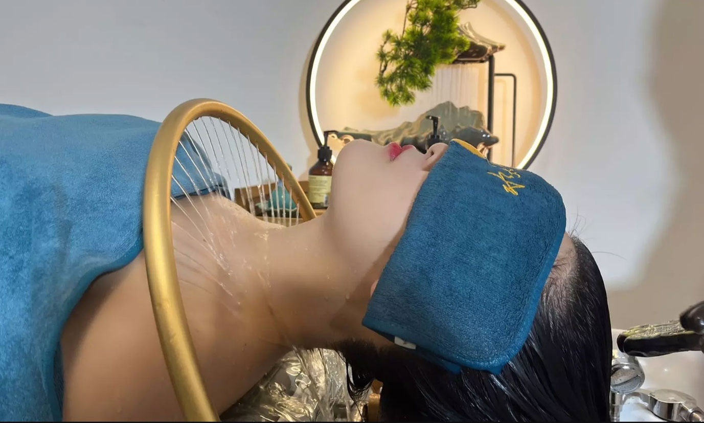 Évasion japonaise : l’art du head spa pour une détente absolue