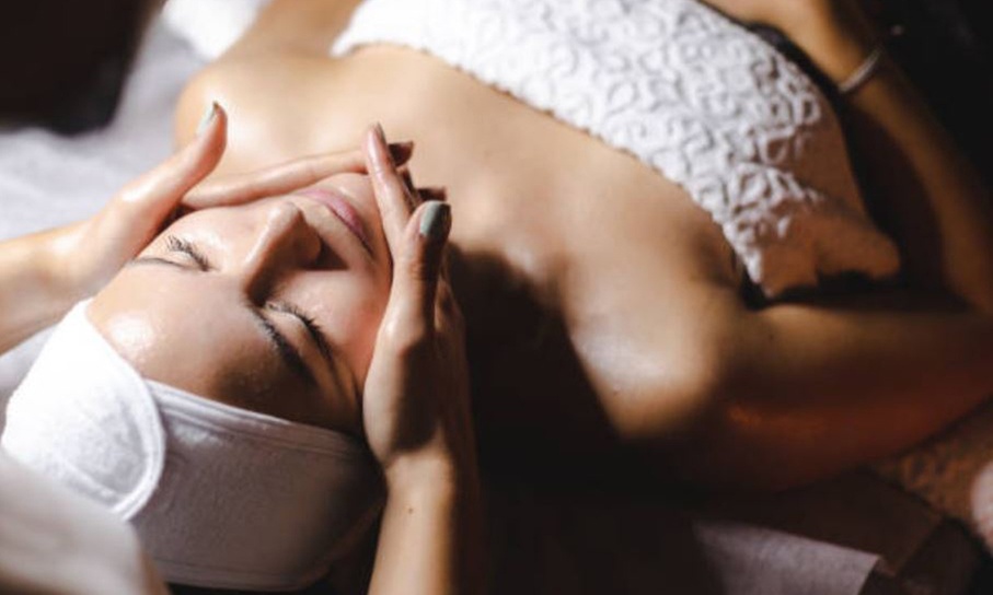 Limpieza facial exprés o profunda en Eccentric